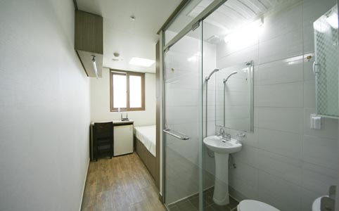 스프링클러, 소화기, 화재감지기, CCTV